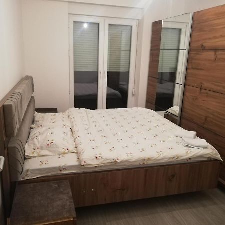 Apartment 3 Приштина Экстерьер фото
