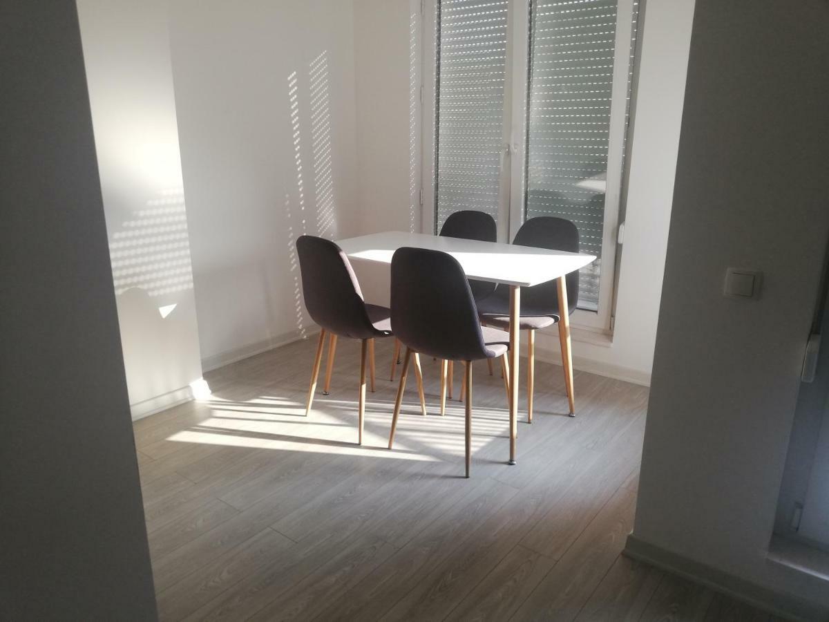Apartment 3 Приштина Экстерьер фото