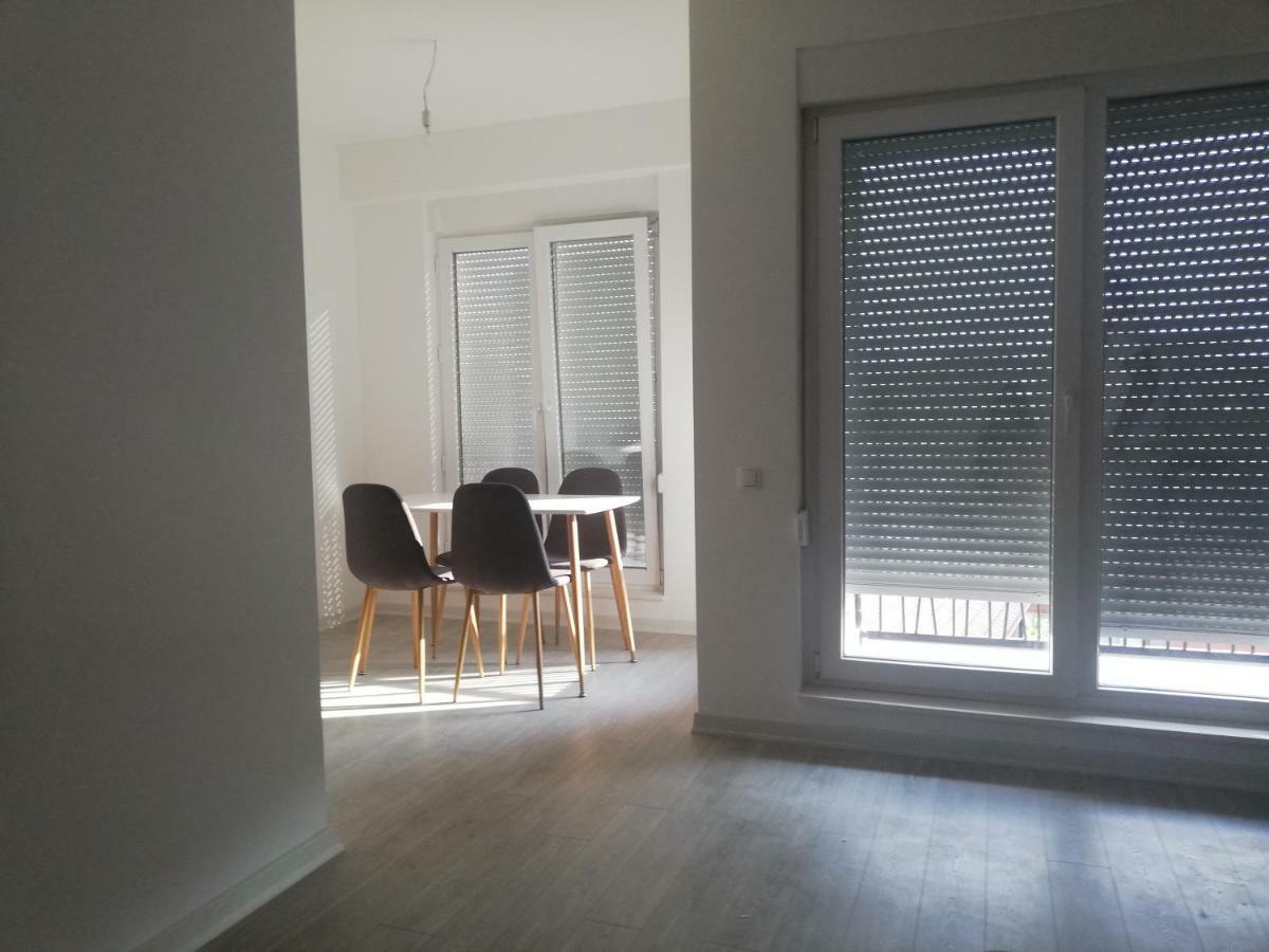 Apartment 3 Приштина Экстерьер фото