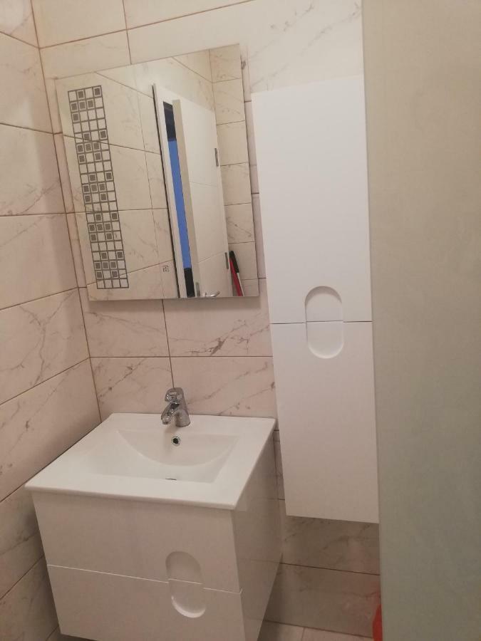 Apartment 3 Приштина Экстерьер фото